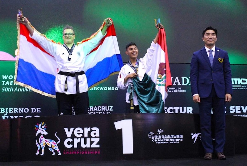 Atletas queretanos destacan en campeonato mundial de Parataekwondo.