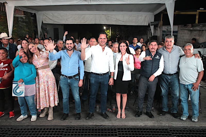 Entregan mejoramiento de calles en el Barrio de Soriano en Colón.