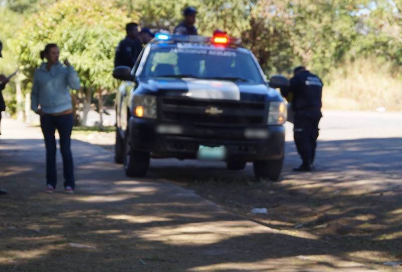 Dos personas heridas por arma blanca en La Cueva, Corregidora.