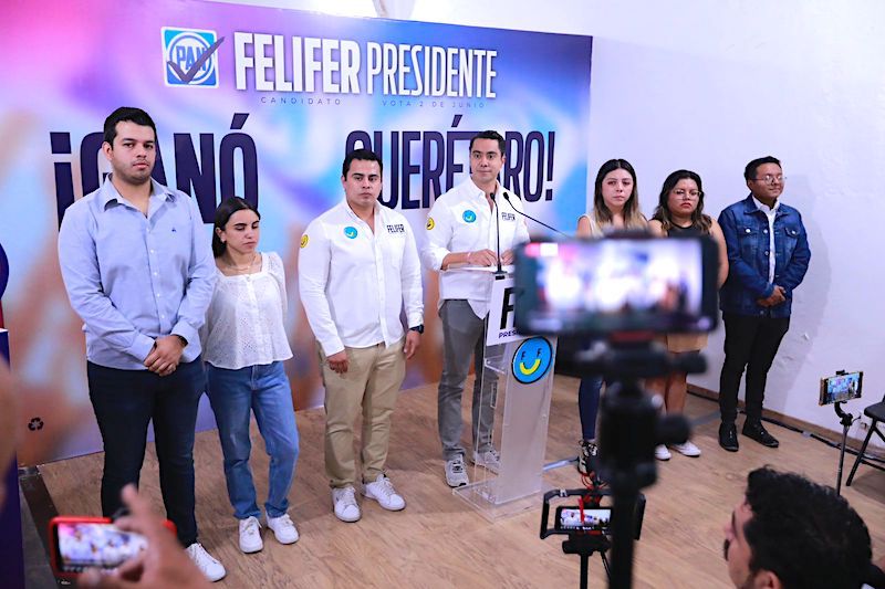 Felifer propone duplicar becas para estudiantes y apoyos a jóvenes emprendedores