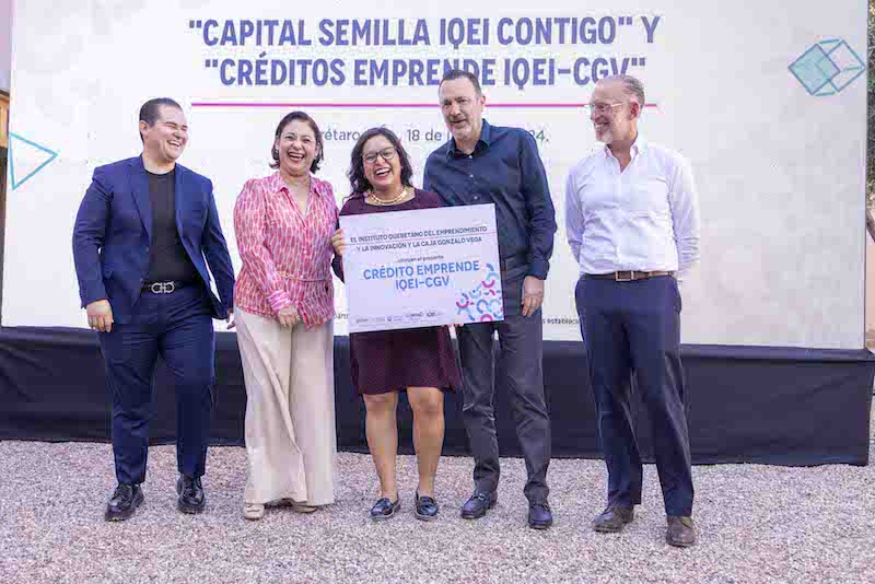 Entrega Mauricio Kuri apoyos de capital semilla y créditos para emprendedores por más de 8 mdp