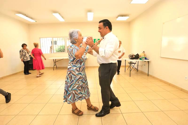 Luis Nava visita la Casa del Adulto Mayor en la Delegación Villa Cayetano Rubio