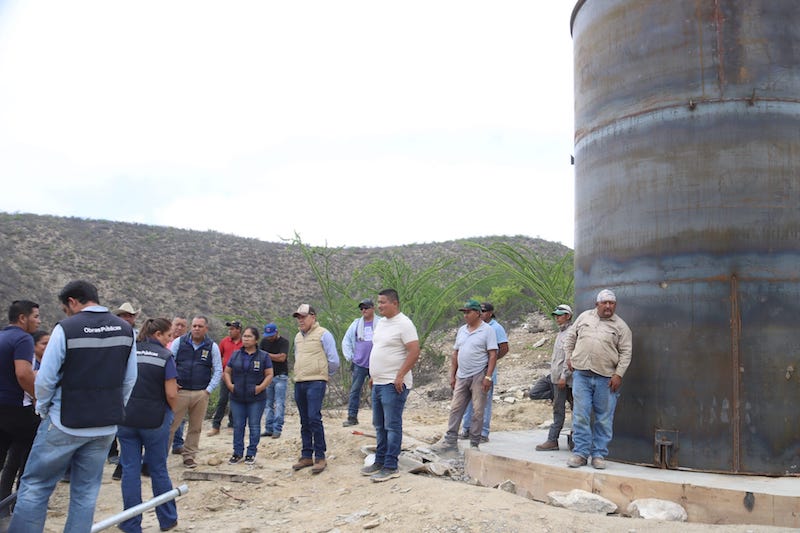 Alcalde de Peñamiller supervisa obras de agua potable y energía eléctrica en 4 comunidades.