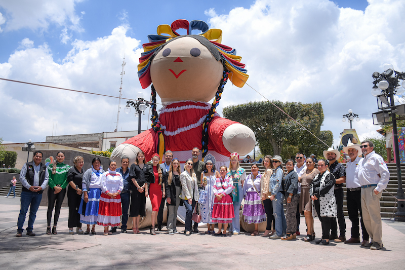 Amealco impulsa intercambio cultural con Rusia.