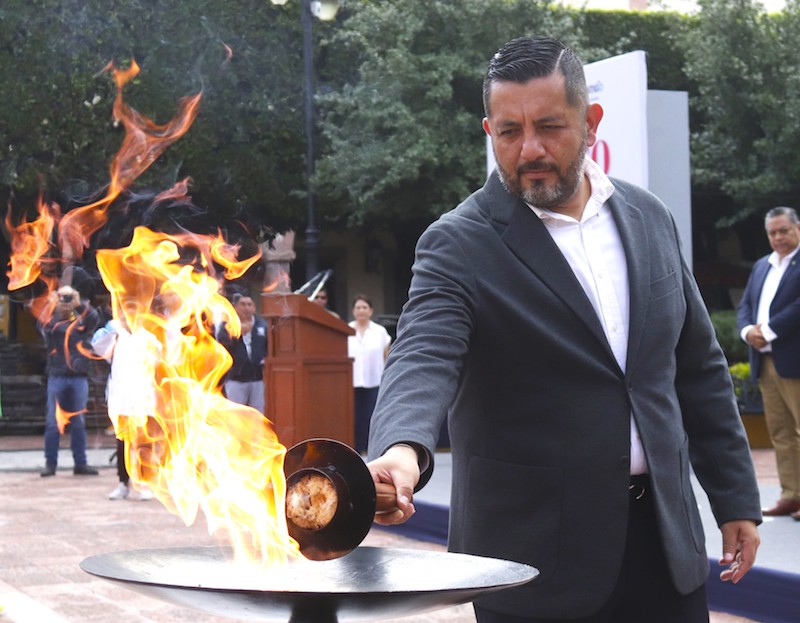 Dan banderazo a la Carrera de la Libertad 2024