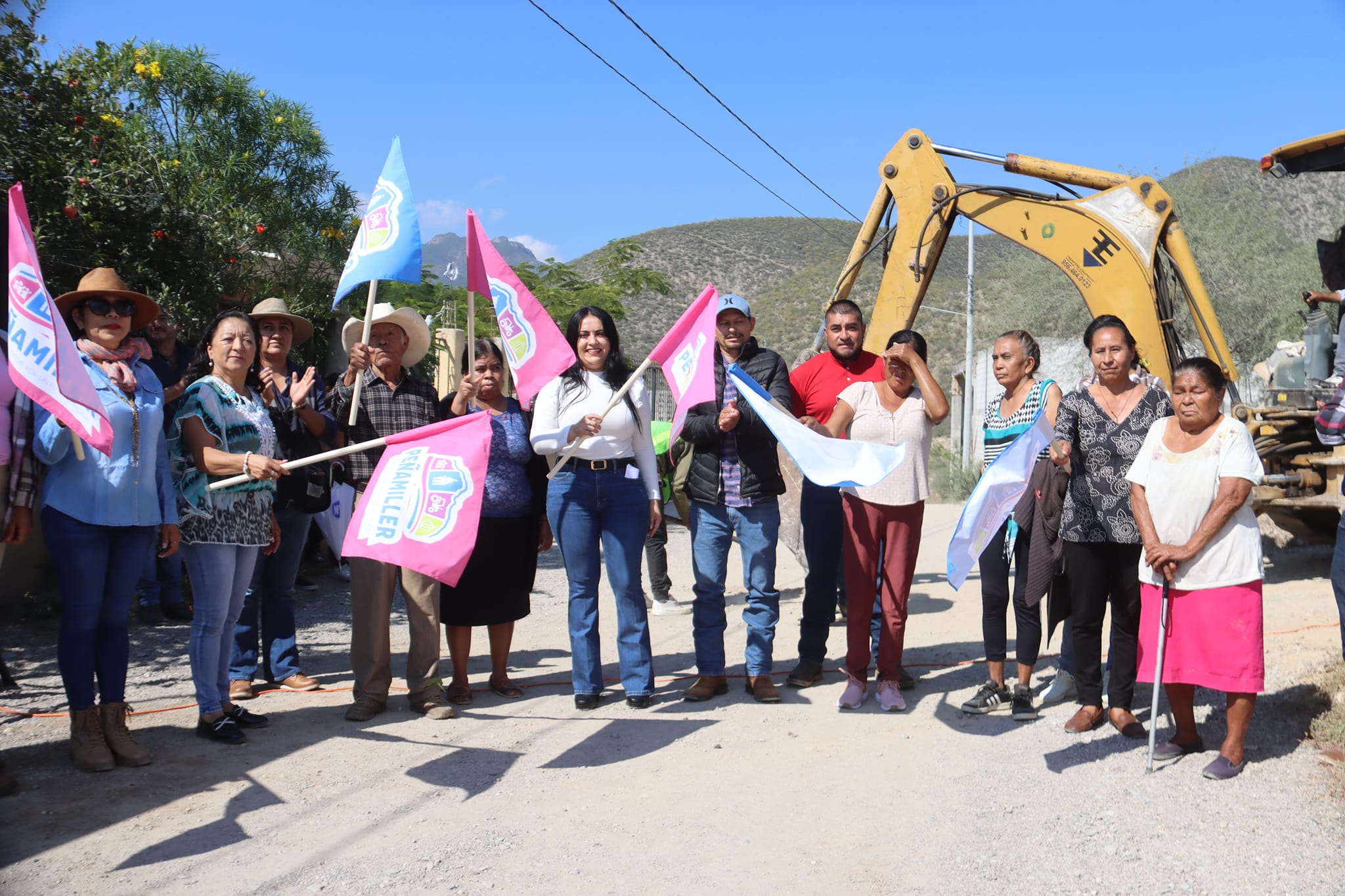 Ana Karen Jiménez da banderazo de nuevas obras en Peñamiller