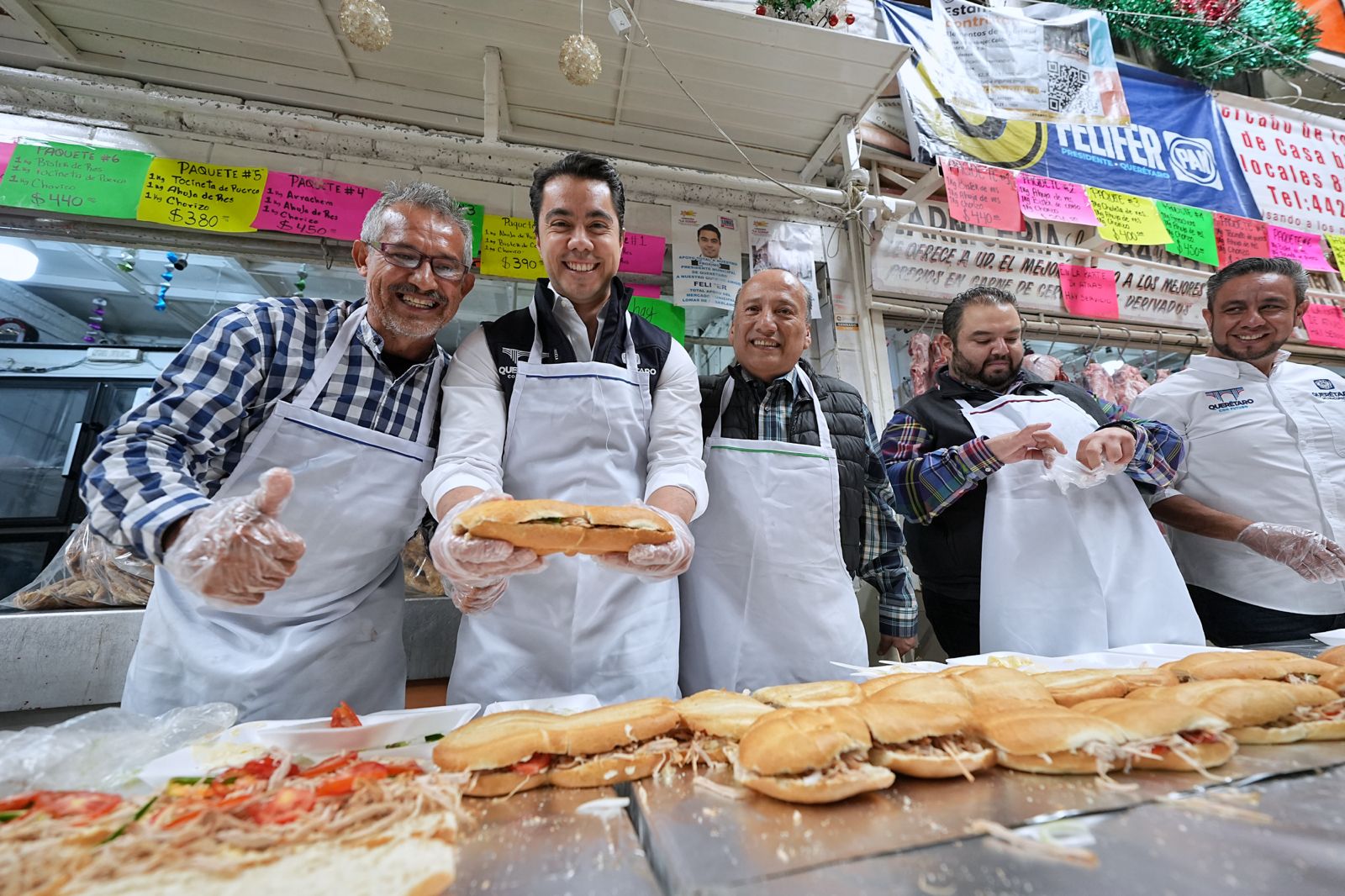 Felifer Macías visita a comerciantes del Mercado de Lomas de Casa Blanca