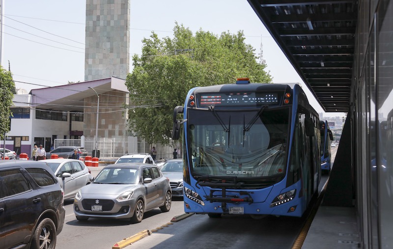 13 rutas troncales de Qrobus recibirán pagos con tarjeta bancaria