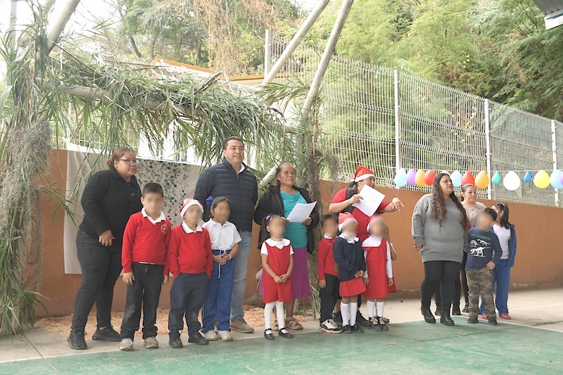 Organizan posada navideña en Puerto de Ánimas, Jalpan de Serra