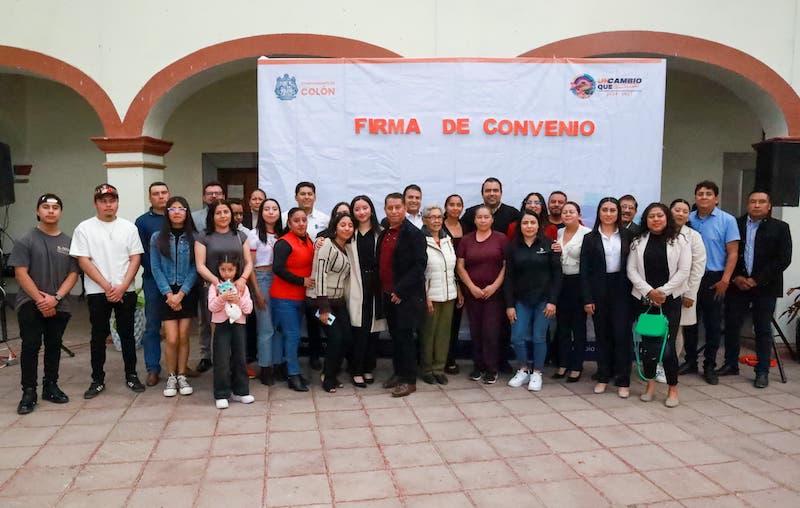 Cinco estudiantes de Colón estudiarán en Universidades de Colombia