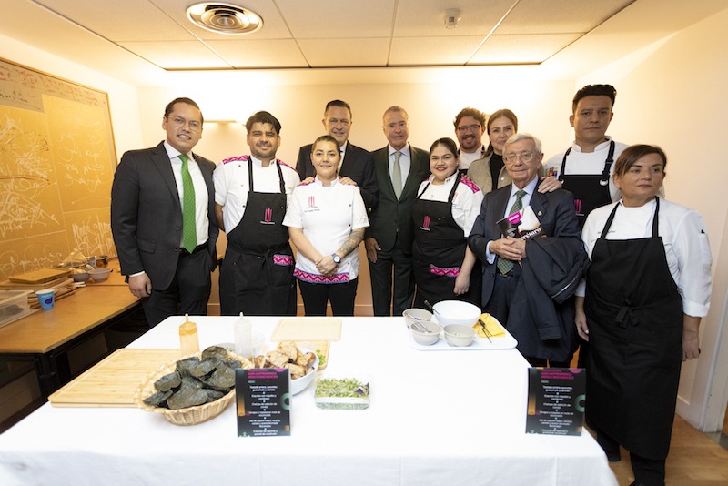 Querétaro exhibe su riqueza gastronómica en Madrid