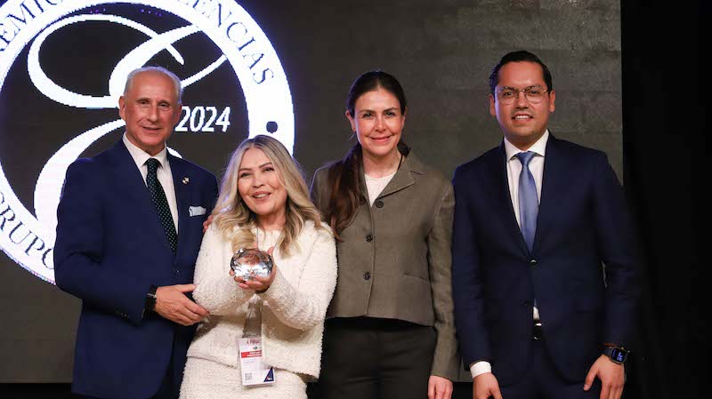 Querétaro recibe dos premios Excelencias en FITUR 2025