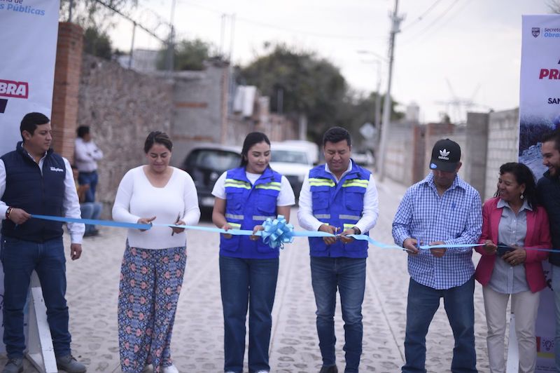 Entrega Jairo Morales obras de urbanización en San Antonio del Puente, Huimilpan