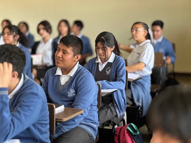 La dependencia informó que esta medida tiene como objetivo garantizar un lugar para niños y jóvenes en el próximo ciclo escolar.